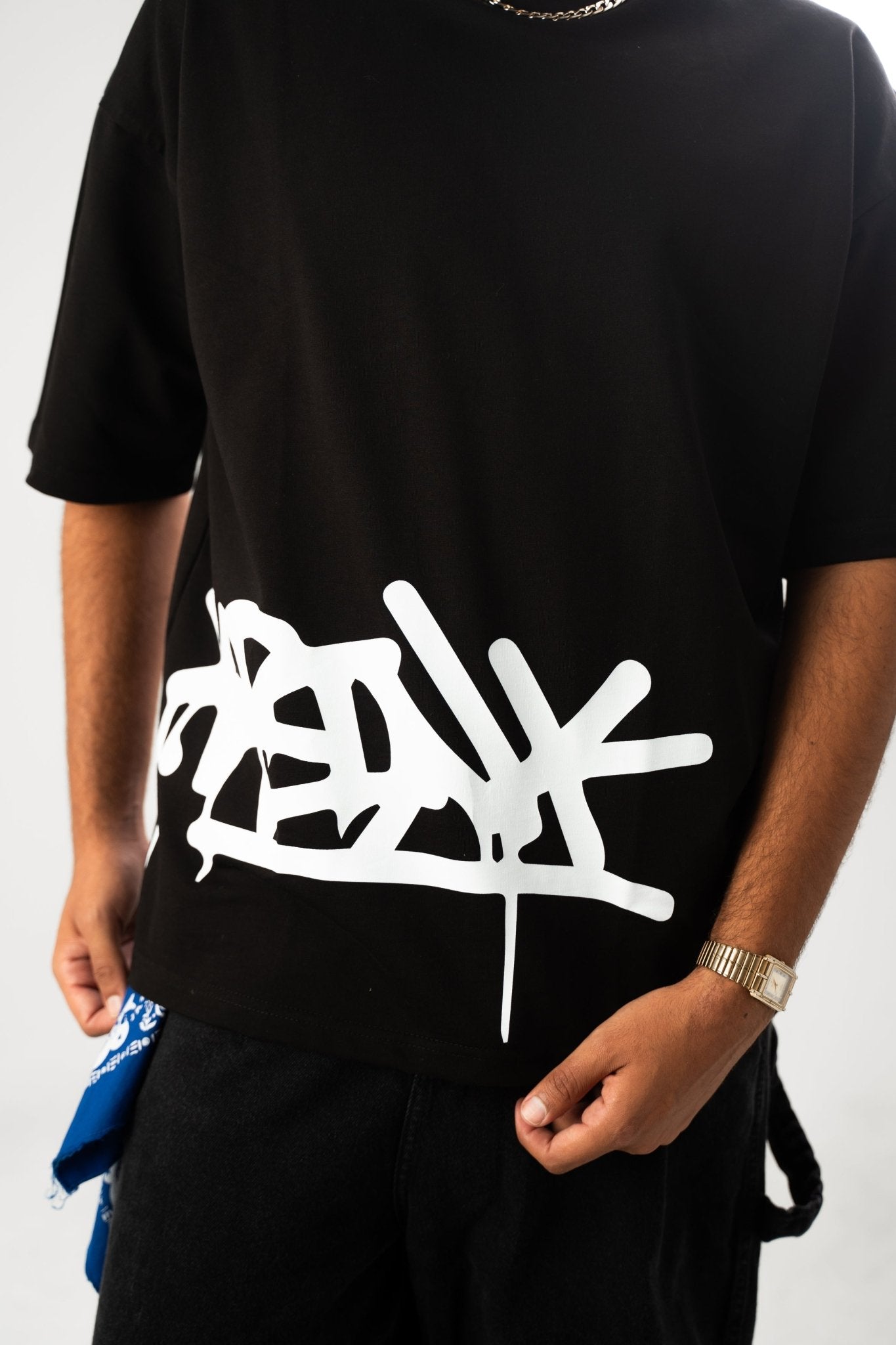 Grafitii black | by Sash - Clothing