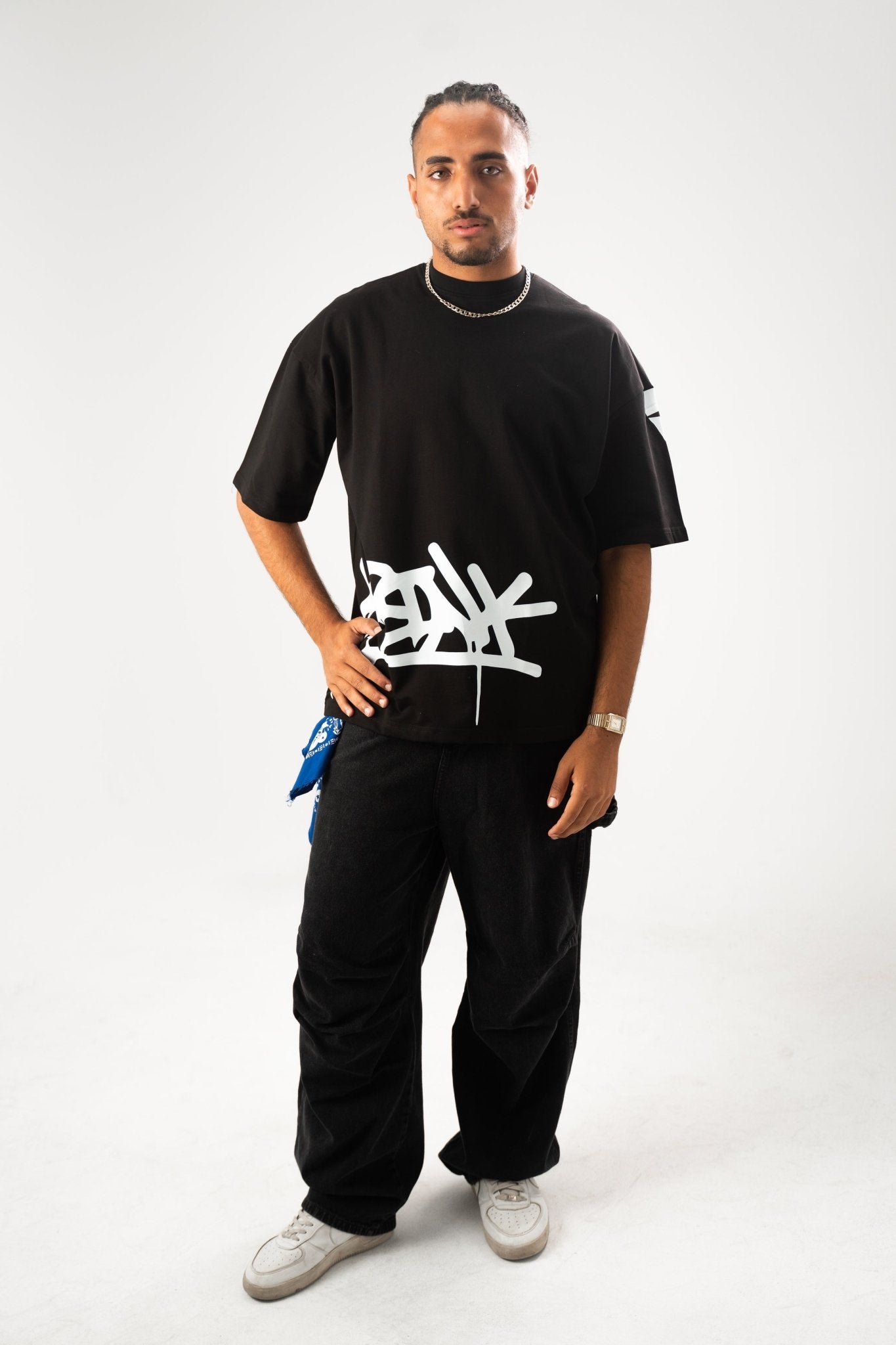 Grafitii black | by Sash - Clothing